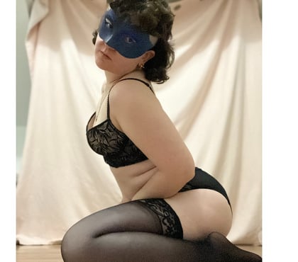 Escort Yeovil Somerset - Photos for Petite slim professional, available for bookings