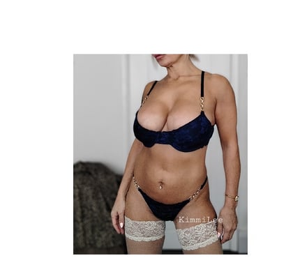 Escorts Bilborough Nottingham - Photos for Kimmi-Lee Busty Exotic Half Thai 34FF M1J25 26 A52 Unwind