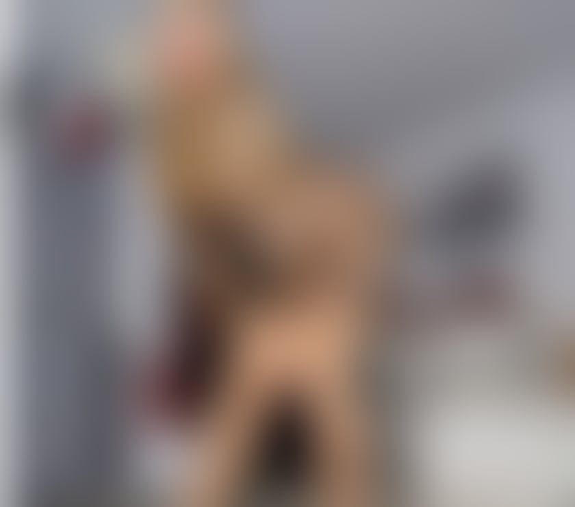 🆃🅴🅼🅿🆃 🆀🆄🅴🅴🅽