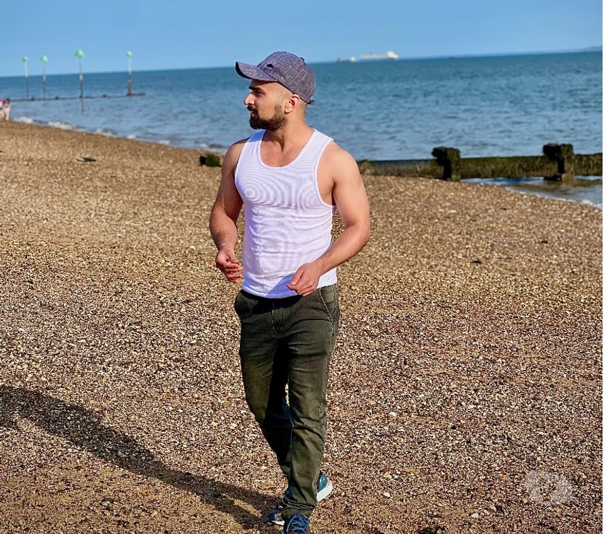 Escorts North West London Wembley Park - North West London - Photos for Muscle, confidence, and a wicked smile.