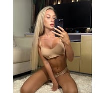 New REAL PHOTO SEXY GIRL SWEET GIRL OUTCALL PARTY 💋