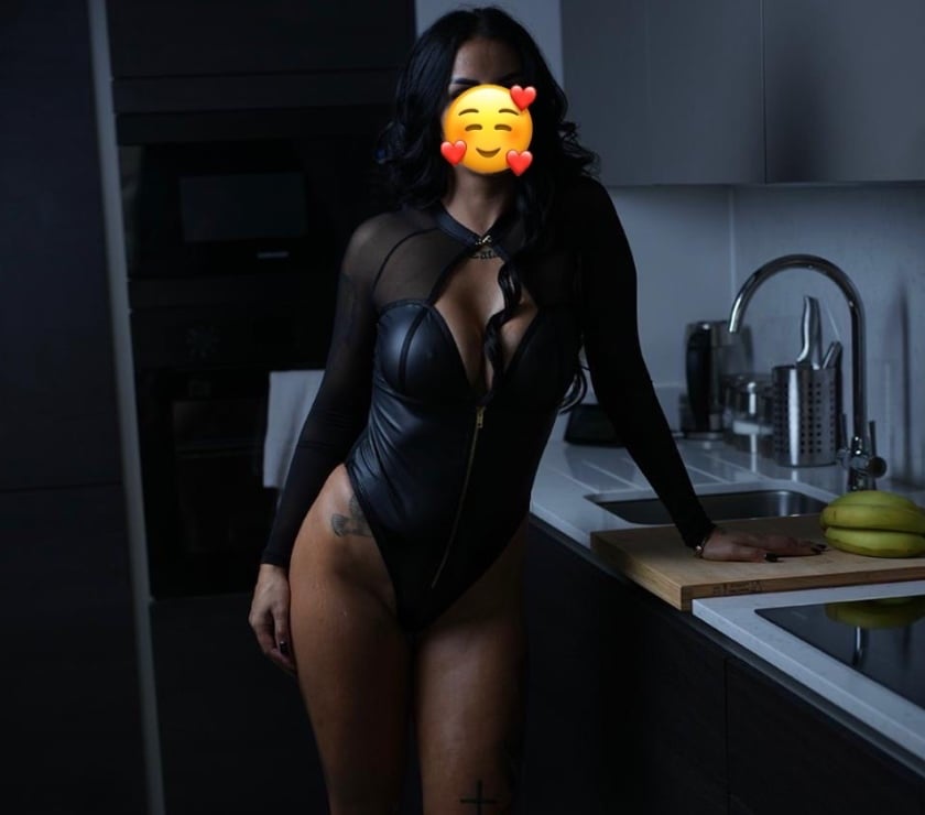 Escorts Wolverhampton City Centre Wolverhampton - Photos for Nicole Only outcall