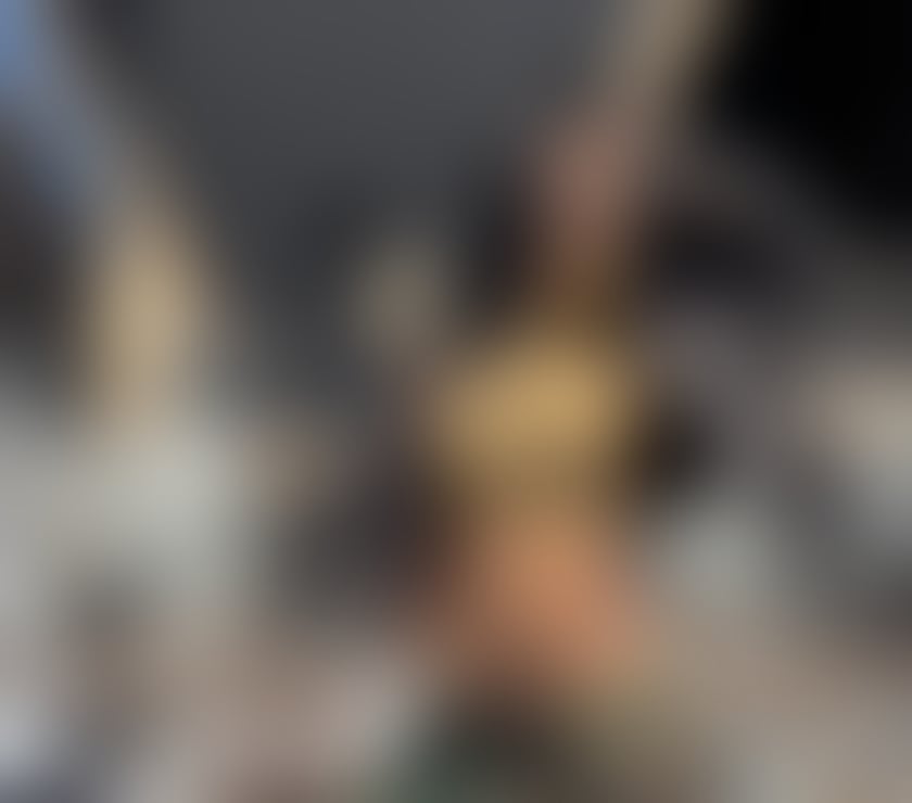  Escorts & Erotic Massage Wolverhampton City Centre Wolverhampton - Photos for Nicole Party Girls