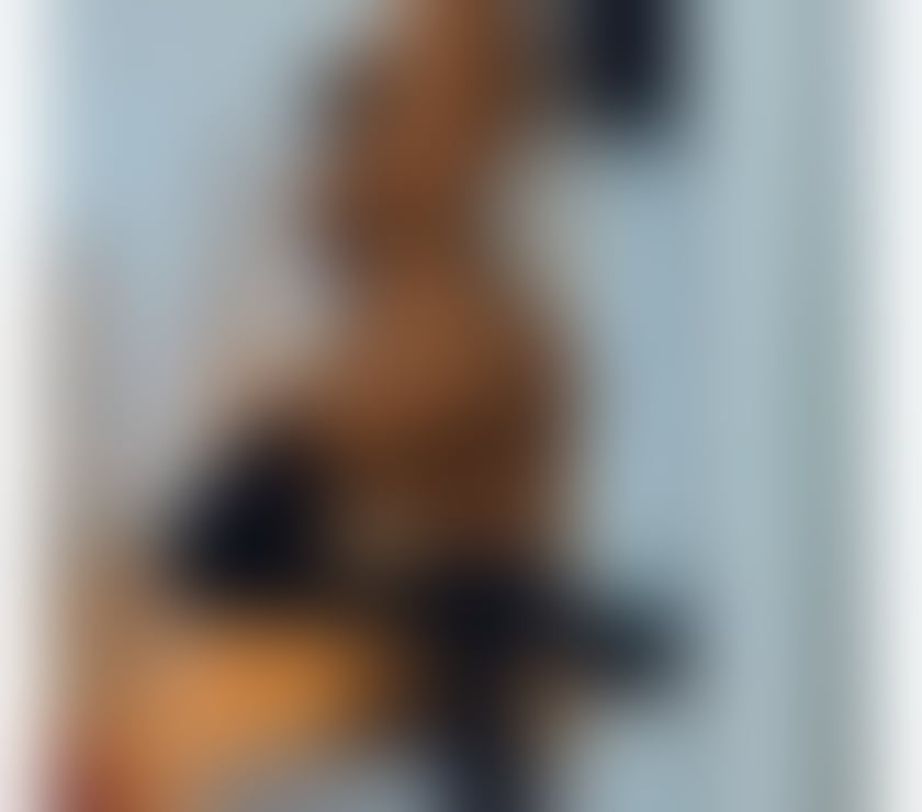 Escorts Rochester Medway - Kent - Photos for New in town 🥳🎉 party good service no rush