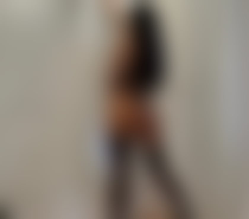 Escorts Rochester Medway - Kent - Photos for New in town 🥳🎉 party good service no rush