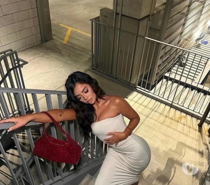 Escorts Canary Wharf East London - Photos for Hey guys new in town call me