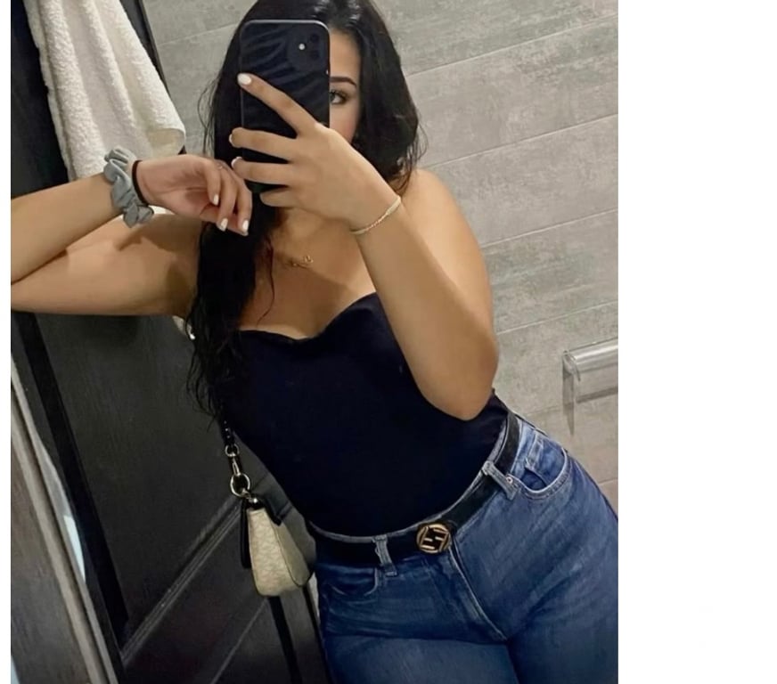 Escorts East London Havering - Photos for Discreet and sweet girl for outcall 💕