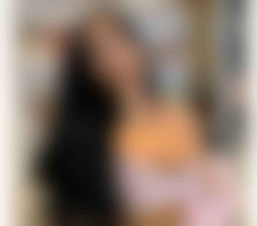 Escorts East London Canary Wharf - DLR Station - East London - Photos for Sweet and discreet girl for outcall 💕