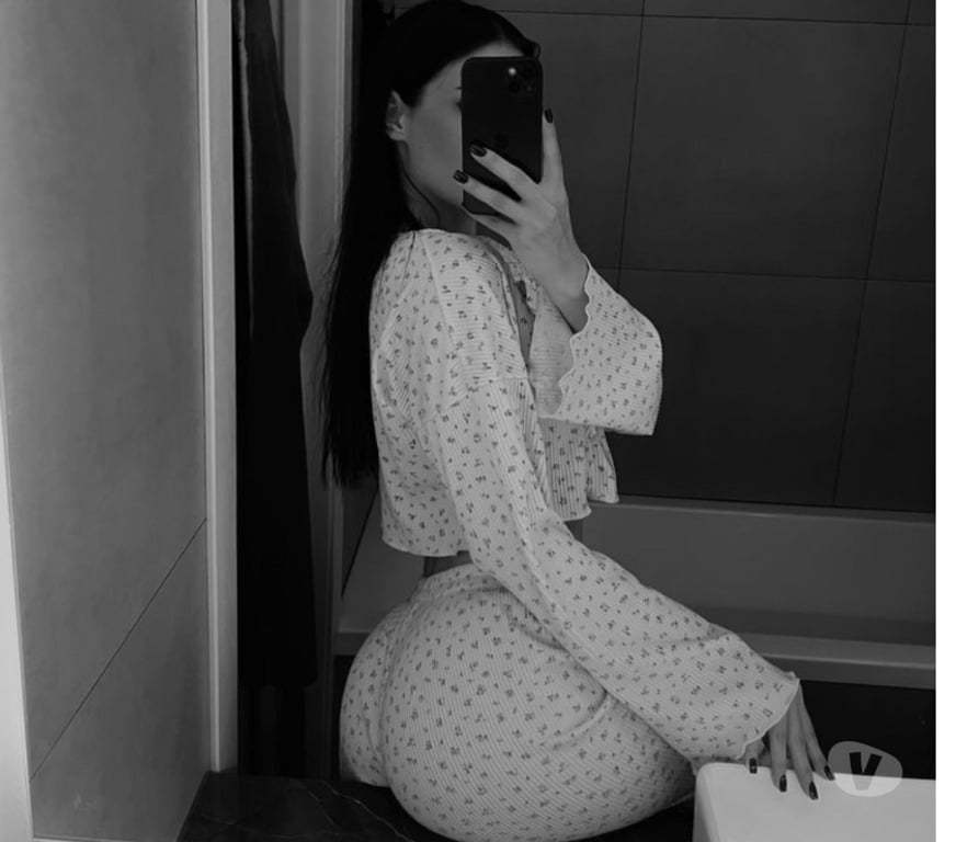 Escorts North West London Kilburn - North West London - Photos for Curvy brunette girl for outcall 😍party girl