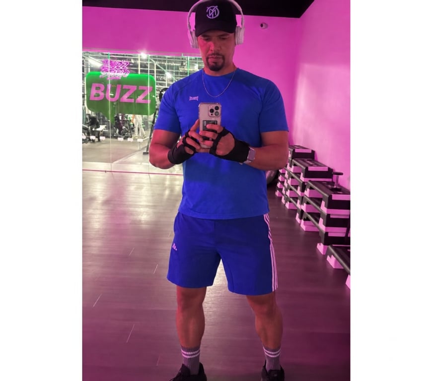  Gay massage Central London Marylebone - Central London - Photos for HENRY TOP BIG 44 7544 518320