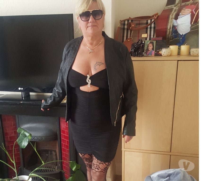 Escorts Barking and Dagenham Barking - Barking and Dagenham - Photos for Mature Laura 1hour only £60
