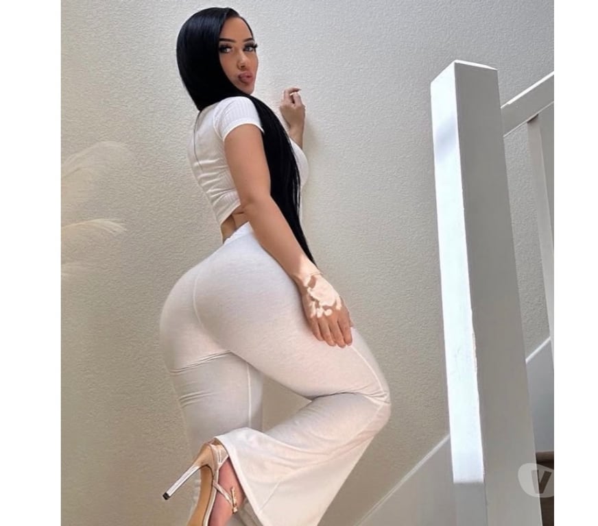 Escorts Surrey Reigate and Banstead - Photos for 😻INCALL AND OUTCALL😻NEW IN TOWN 👈