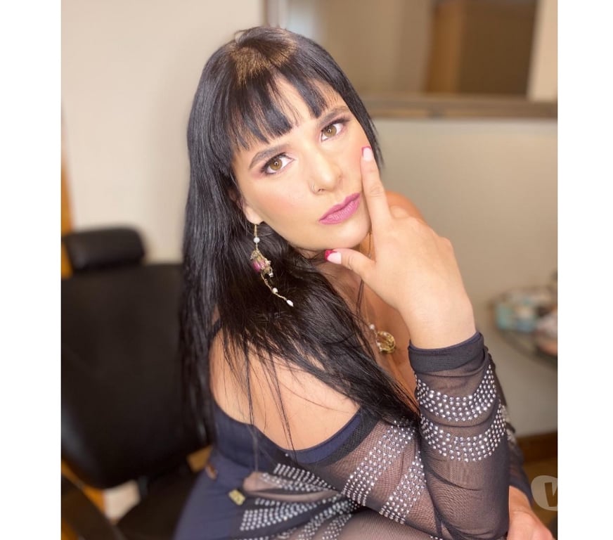 Escorts Bedfordshire Bedford - Photos for Laura amazing ! No rush GFE