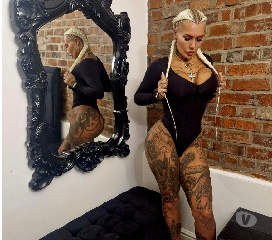 Escorts Essex Southend-on-Sea - Photos for British Blonde 27 Years Old