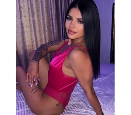 Escorts Milton Keynes City Centre Milton Keynes - Photos for Medeea❤️Sexy girl for you👆🏼 New in you town🥂