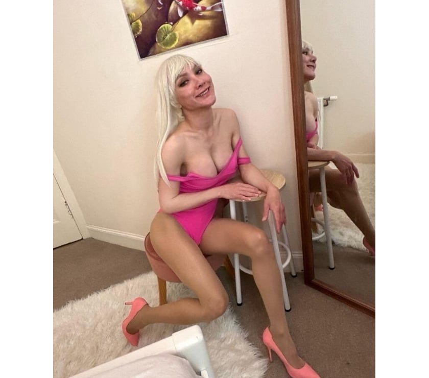 Escorts Edinburgh Edinburgh - Edinburgh - Photos for Ts Prada Ladyboy visiting Edinburgh