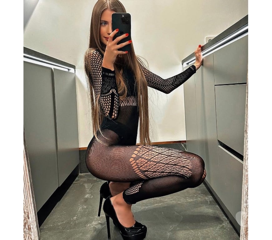 Escorts Cardiff Cardiff City Centre - Cardiff - Photos for Horny girl ready for fun🥰Available at any hour💕😘