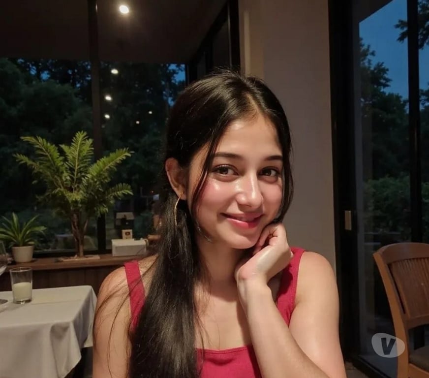 Escorts South East London Plumstead - South East London - Photos for Beautiful Indian Companion – Elegant, Calm and Respectful