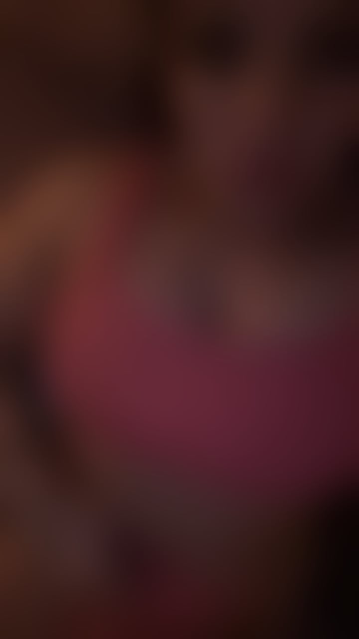 Escorts Edinburgh Edinburgh Airport - Edinburgh - 