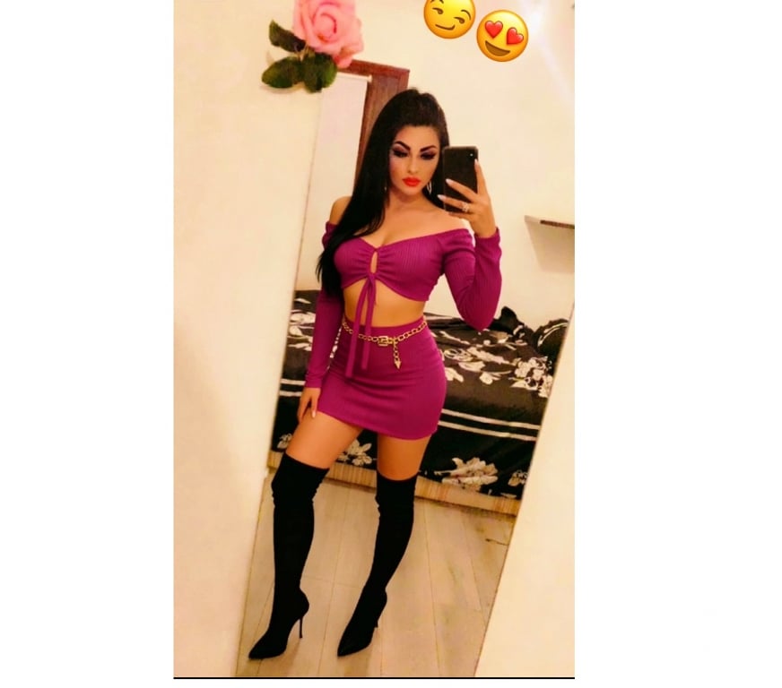 Escorts West Yorkshire Leeds - Photos for SEXY BRUNET🔝PARTY GIRL 🥂REAL PIC