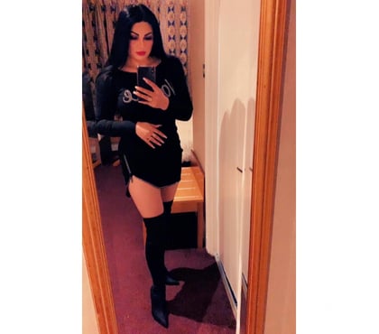 Escort Beeston Leeds - Photos for SEXY BRUNET🔝PARTY GIRL 🥂REAL PIC