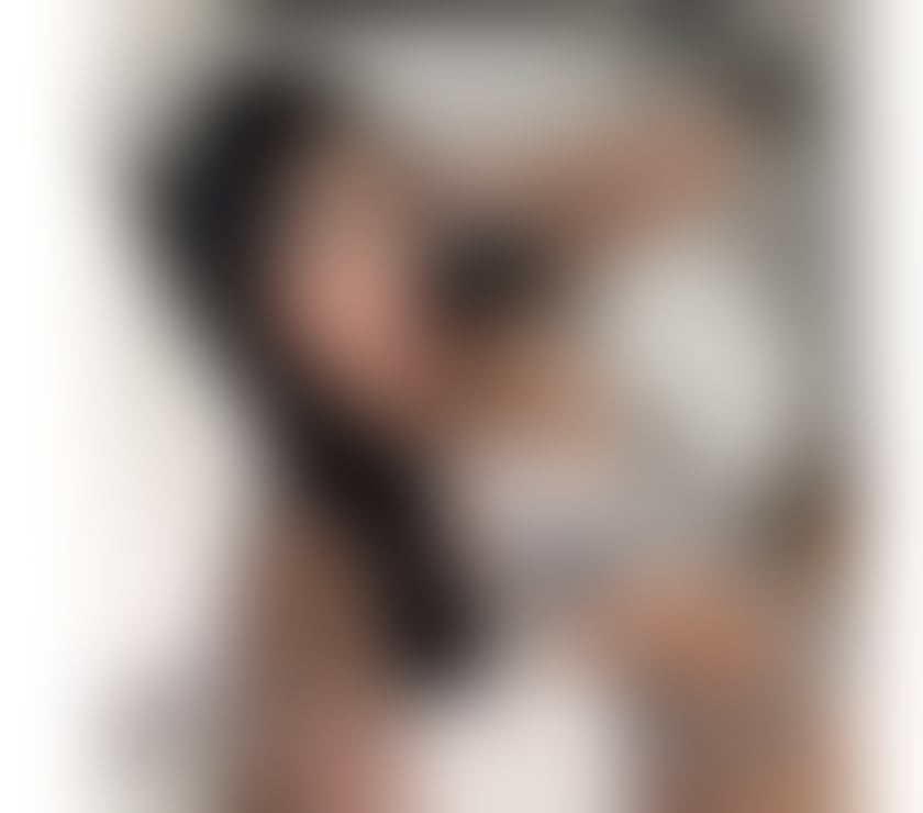 Melissa 🦋🧁best owo💦party girl 🎉