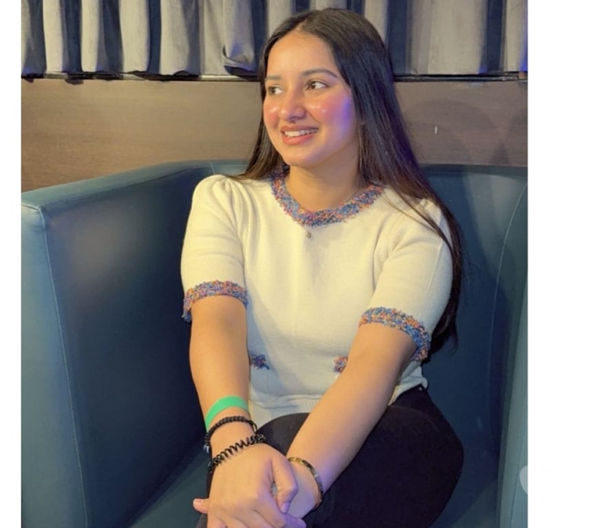 Escorts West Midlands Wolverhampton - Photos for Hot and sexy indian girl available in your town