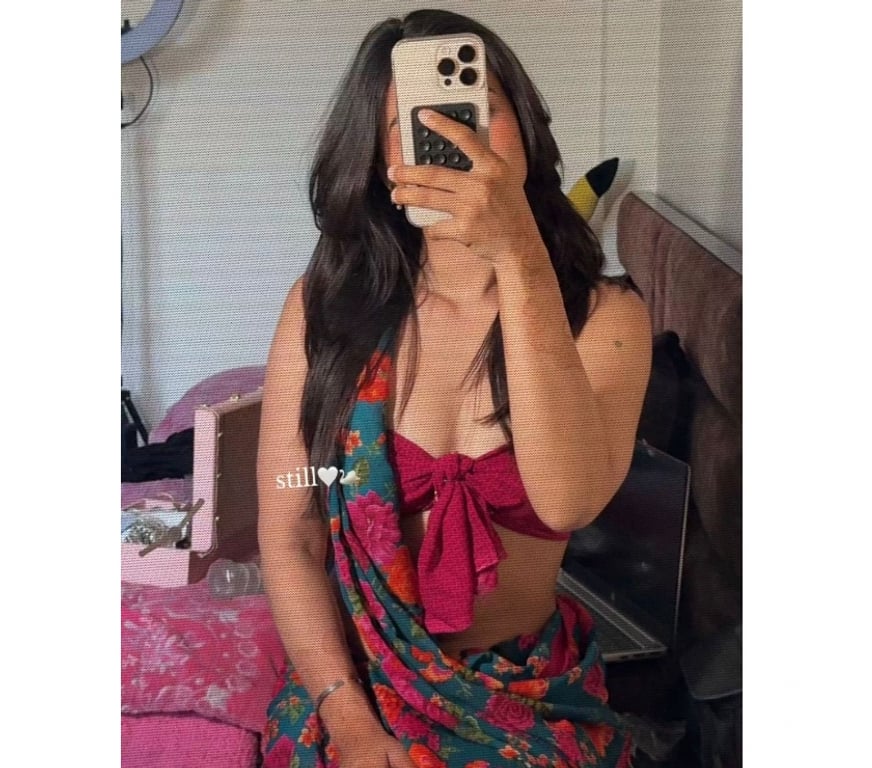 Escorts Tyne and Wear Newcastle upon Tyne - Photos for Soft-spoken Indian lady offering gentle attention