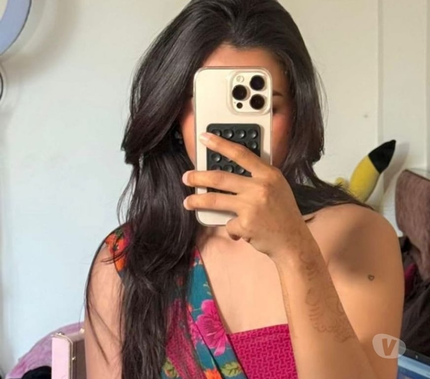 Escorts Tyne and Wear Newcastle upon Tyne - Photos for Soft-spoken Indian lady offering gentle attention