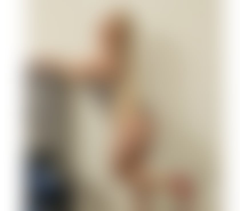 Escorts South Yorkshire Doncaster - Photos for Just arrived. MILF 45 years old. Whatsapp confirmation