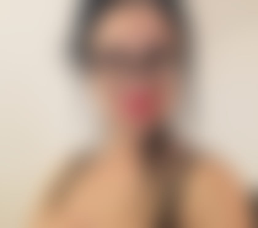 Escorts Harrow Town Centre Harrow - Photos for New hot italian in town open, party girl