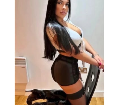 Escorts Liverpool City Centre Liverpool - Photos for Andreea slim brunette