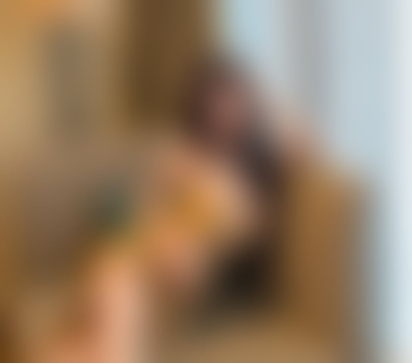 Photos for A lovely Asian girl wants to go on a date with you.