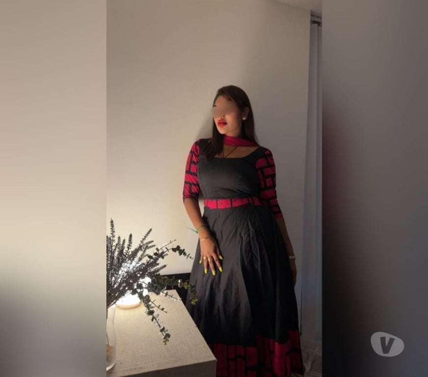 Escorts West Midlands Birmingham - Photos for Indian Tamil Girl Sindhu New in Birmingham