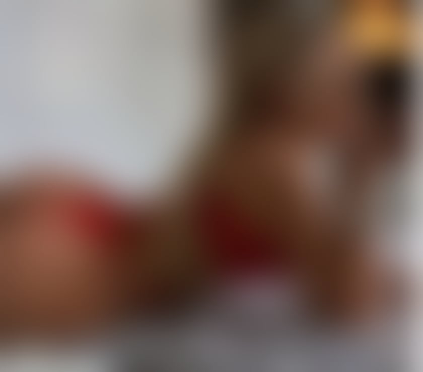 Livia Brazilian 🇧🇷🔥