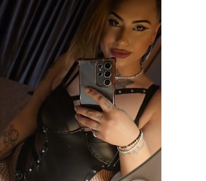 Escorts Tooting Bec South West London - Photos for CURVY NATURAL💯GERMAN🇩🇪 PARTY 🥳