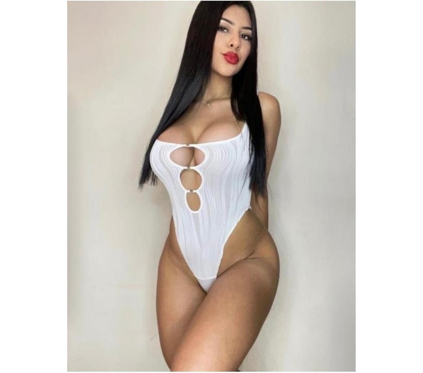 Escorts North Yorkshire Middlesbrough - Photos for Loretta🍑sweet girl🍭lovely&friendly🥰party girl 🍾