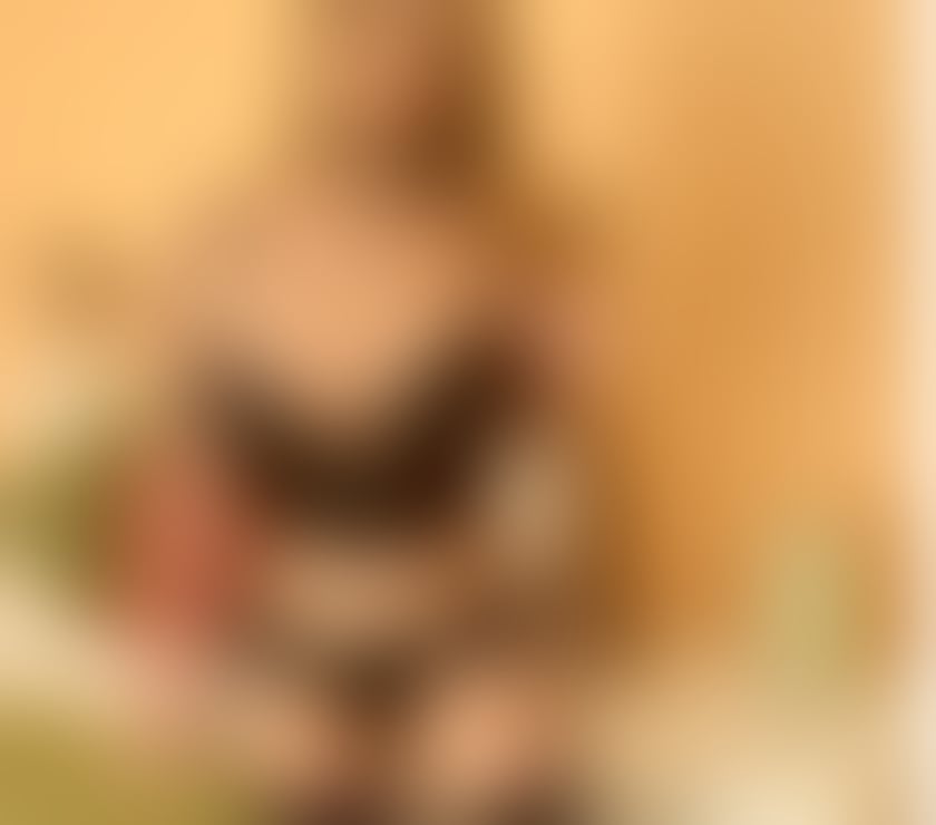 Escorts West Sussex Crawley - Photos for VICTORIA THE BEST SERVICE IN THREE BRIDGES Xx