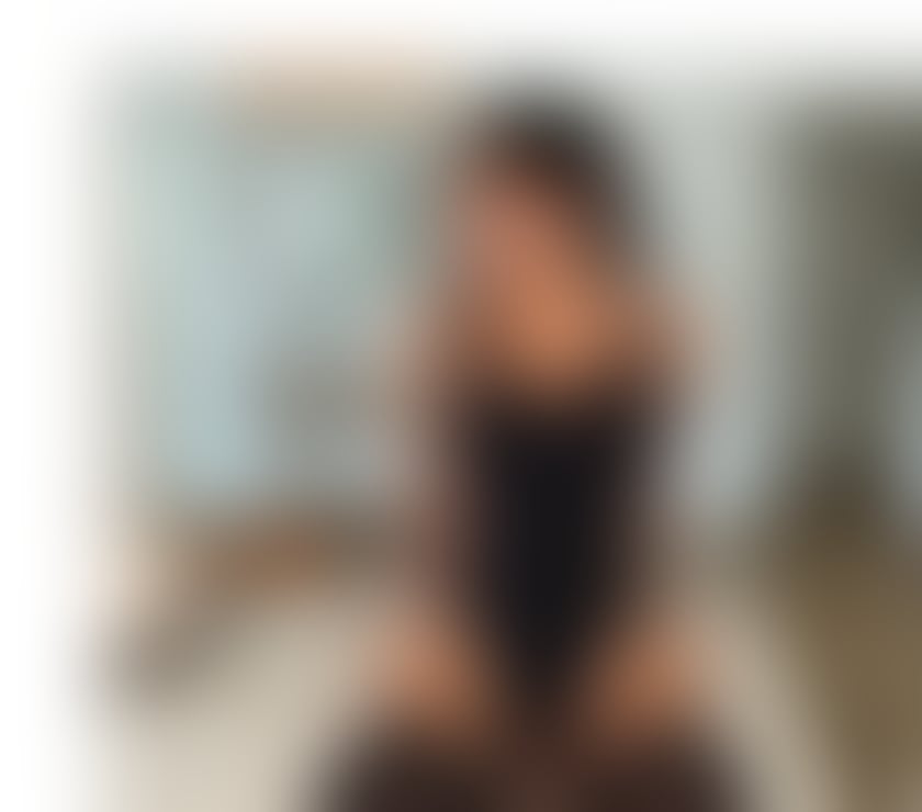 New in town❤️❤️❤️SELENA best in town