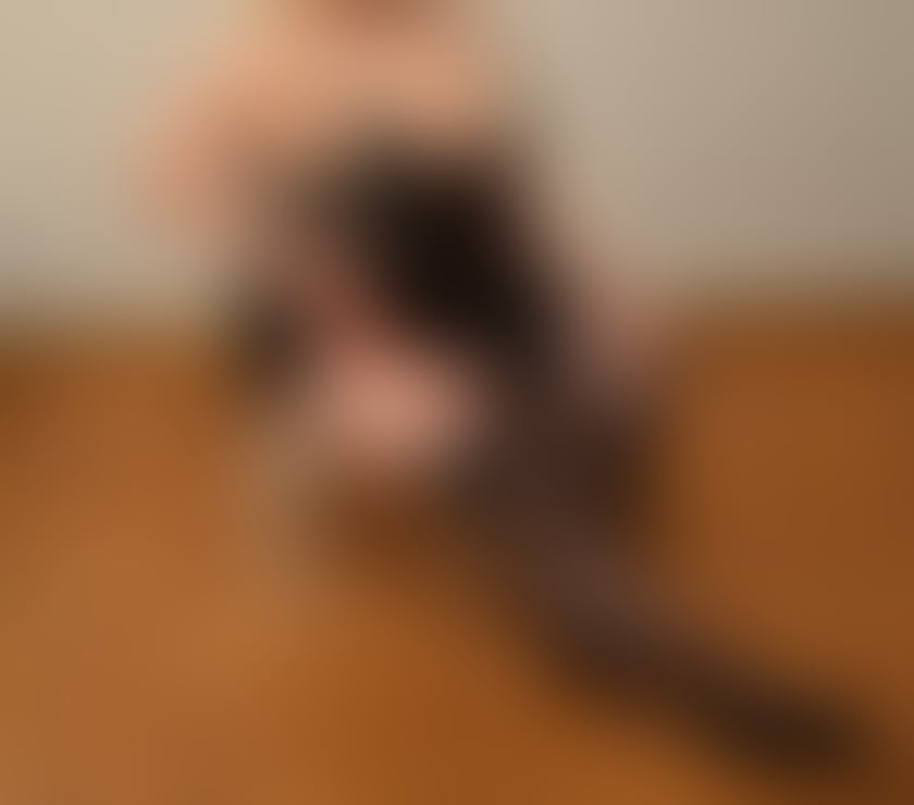 Escorts West Yorkshire Bradford - Photos for CURVY, SEXY POLISH MILF