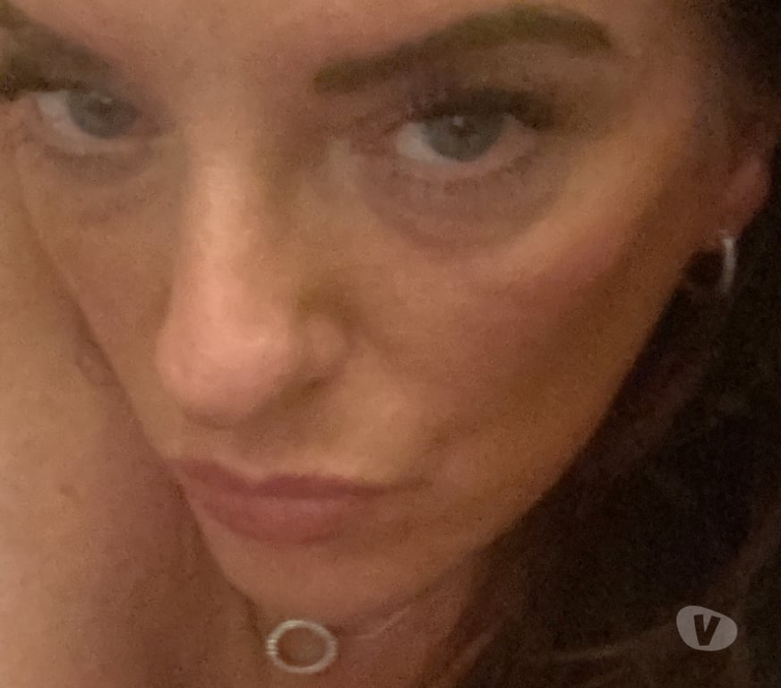 Adult Entertainment Greater Manchester Manchester - Photos for Busty Blue eyed MILF available online services