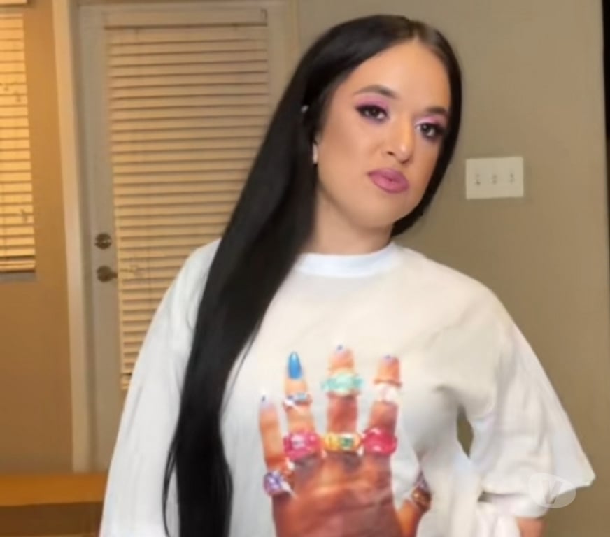 Adult Entertainment Greater Manchester Manchester - Photos for super cute midget girl 🌺 contact me on whatsapp