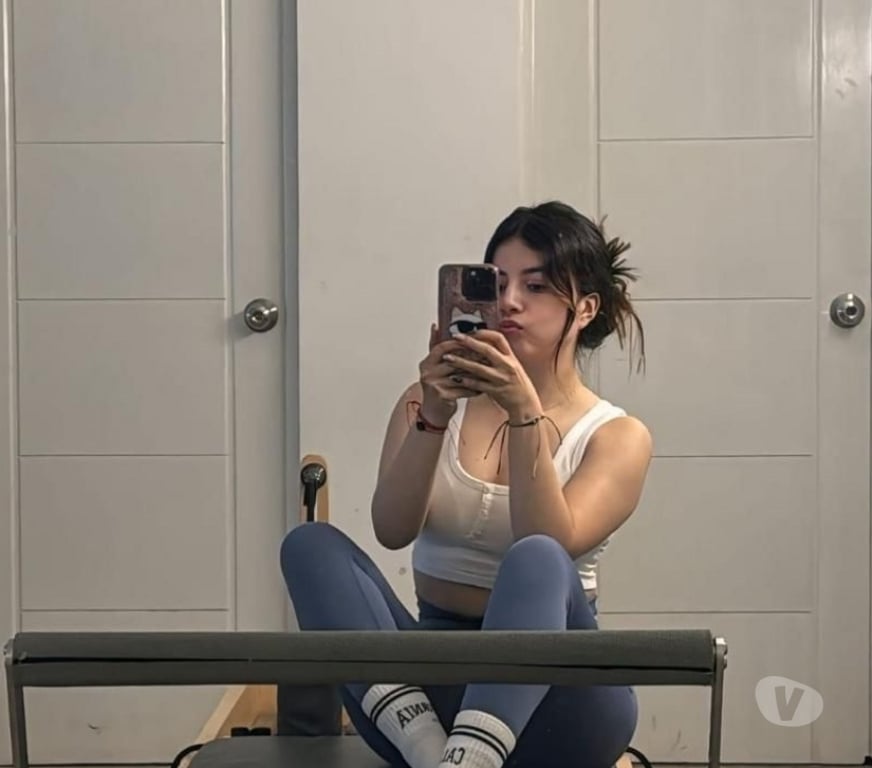 Escorts Bedfordshire Luton - Photos for Well-Mannered Indian Companion with good attitude.