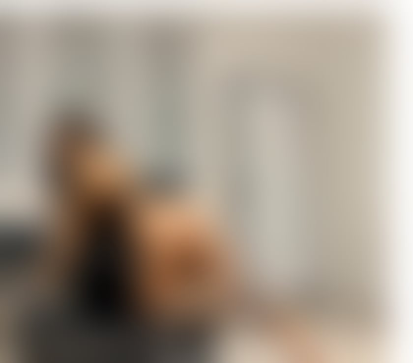 Escorts West Yorkshire Leeds - Photos for Lola - Back in town