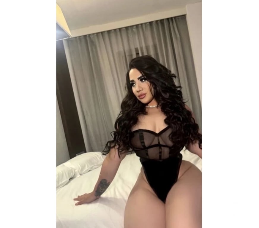 Escorts Bedfordshire Luton - Photos for Celine available for 1 week