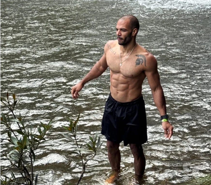 Escorts Central London Soho - Central London - Photos for Leon – Strong Hands Massage in London