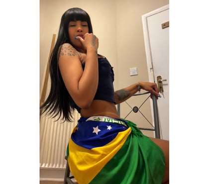 Photos for 🇧🇷ALINE BRAZILIAN 🩷 LAST DAYS 😘💜