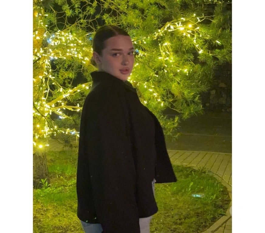 Adult Entertainment East London London Fields Station - East London - Photos for Karina TS WhatsApp 447449761070