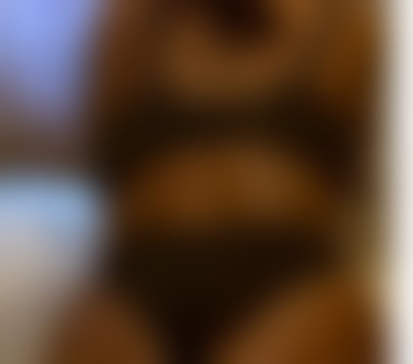 Escorts West London Ladbroke Grove Station - West London - Photos for Thick Ebony Temptation 🍫✨ Alluring Curves ❤️