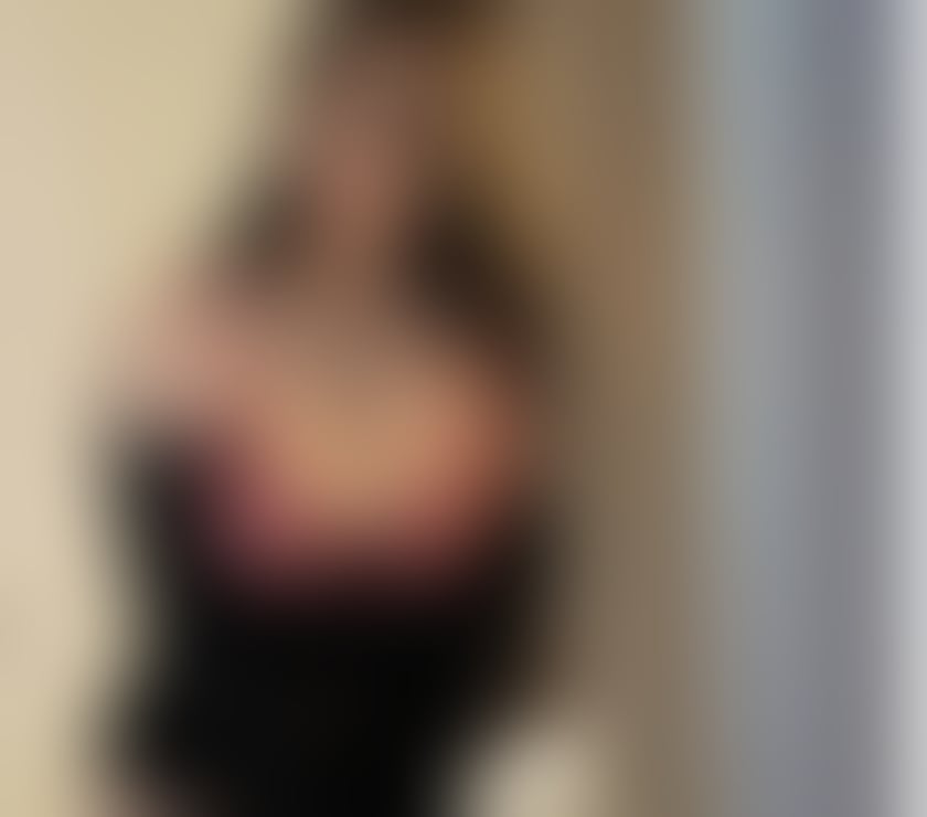 Photos for ✨️✨️Refined Desire, No Rush💯